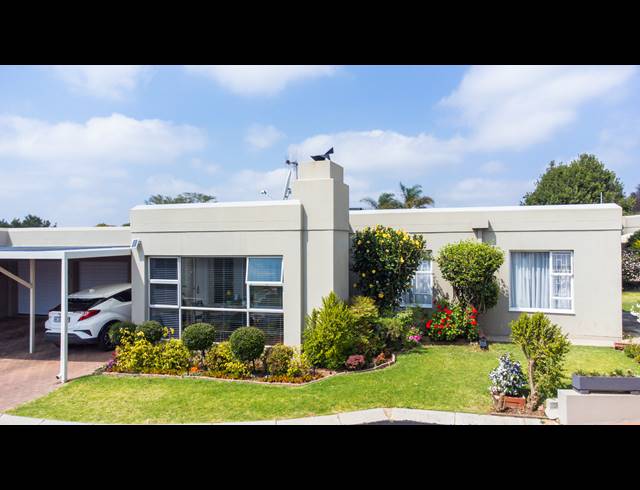 2 BEDROOM TOWNHOUSE FOR SALE IN RIETVALLEIRAND